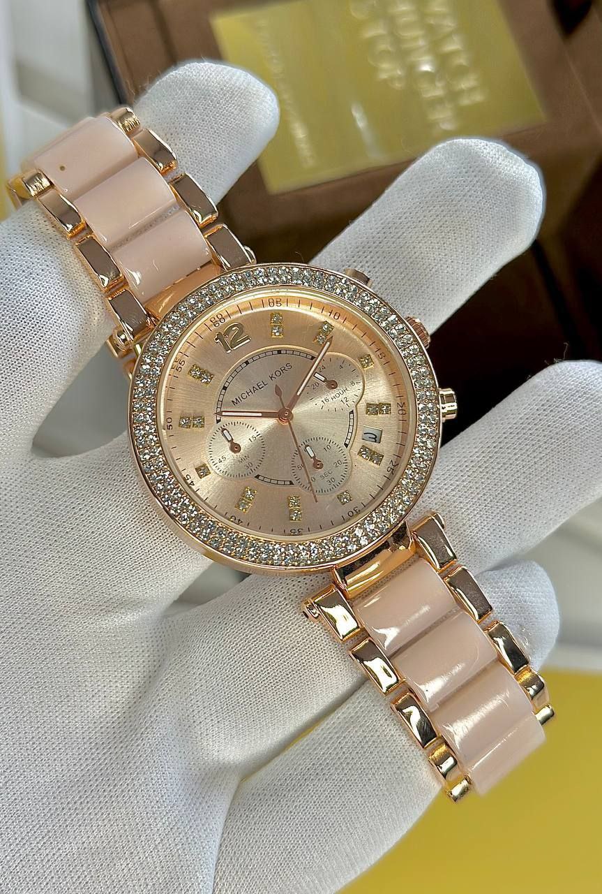 Michael Kors MK5774 – Luxury White & Gold Women’s Chronograph Watch